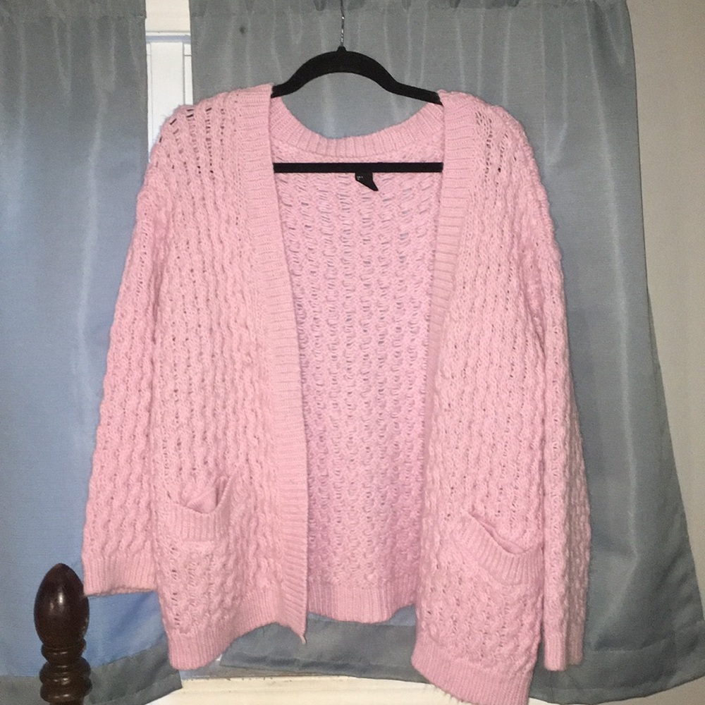 H&M light pink cardigan